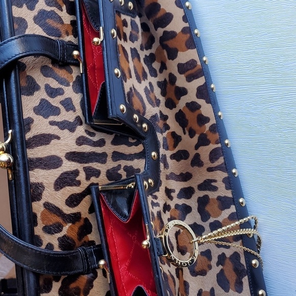 St. John Gold Chain Studded Leopard PonyHair Leather Shoulder Bag Purse Like New - Picture 14 of 14